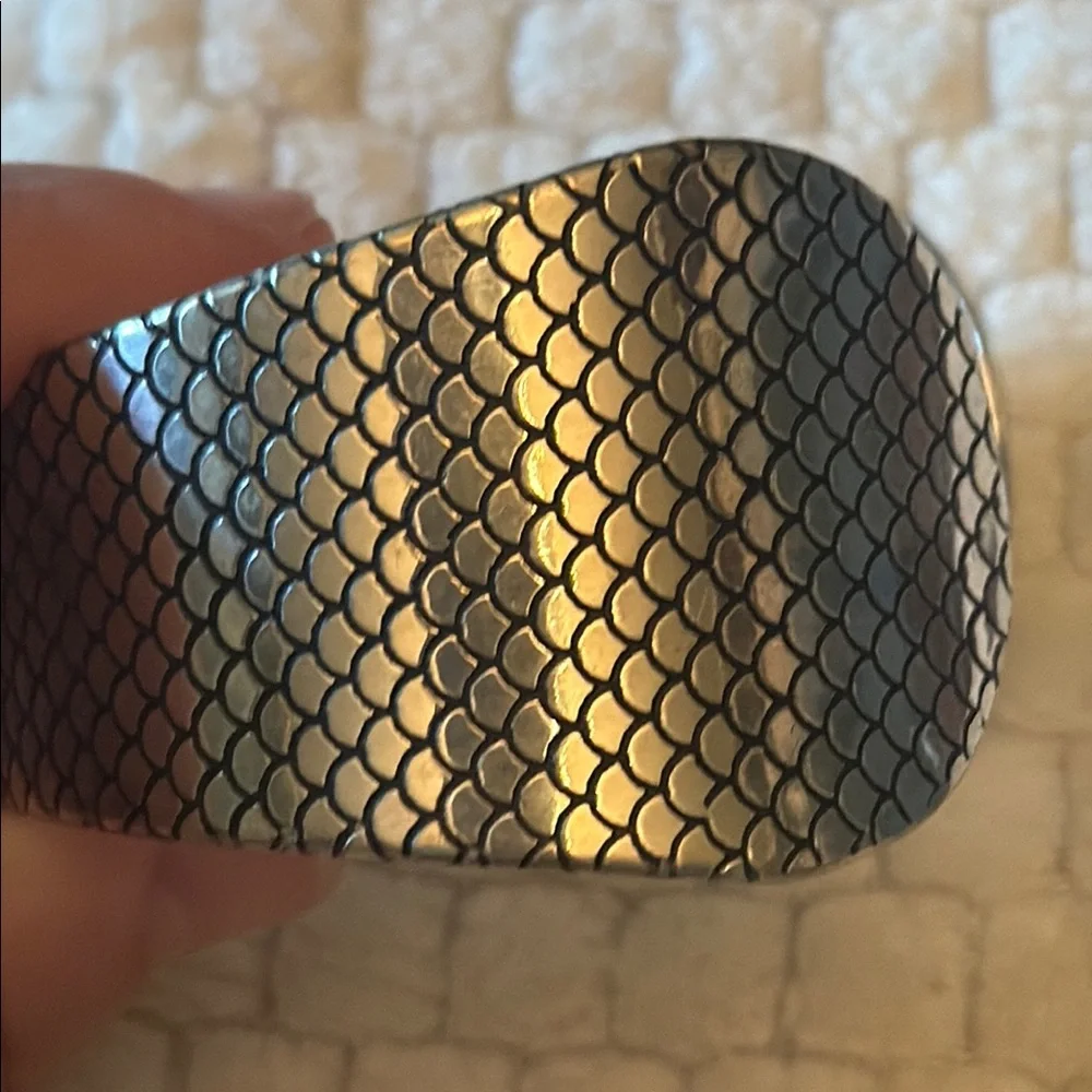 Silver Patterned Wearable Cuff